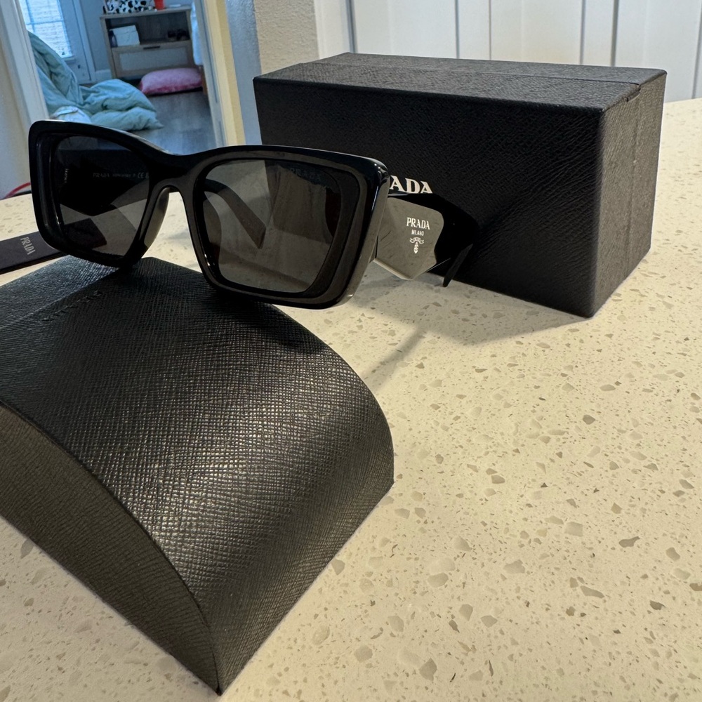Prada Black Women's Sunglasses - Picture 4 of 16